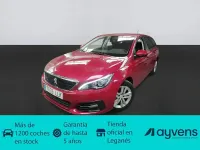 Usado Peugeot 308 Active 130 CV (95 kW) 2020 Rojo Familiar