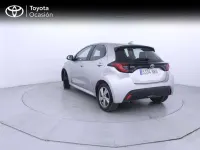 Usado Toyota Yaris Active 116 CV (85 kW) 2025 Gris Utilitario