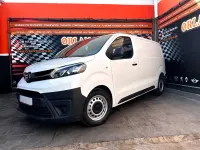 Usado Toyota Proace 125 CV (91 kW) 2019 Blanco Monovolumen