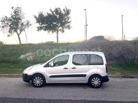 Usado Peugeot Partner Tepee Active 100 CV (73 kW) 2016 Gris / plata Monovolumen
