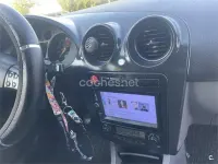 Usado Seat Ibiza Reference 85 CV (62 kW) 2006 Rojo Utilitario