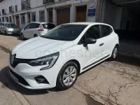 Usado Renault Clio V Business 86 CV (63 kW) 2021 Blanco Utilitario