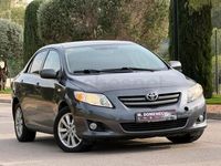 Usado Toyota Corolla Active 101 CV (74 kW) 2010 Gris / plata Berlina