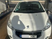 Usado Peugeot 208 Style 82 CV (60 kW) 2014 Blanco Utilitario