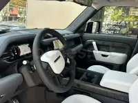 Usado Land Rover Defender 635 CV (467 kW) 2025 Verde SUV