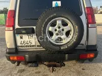 Usado Land Rover Discovery S 138 CV (101 kW) 1999 Gris / plata SUV