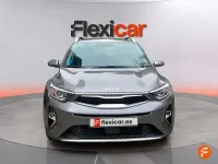 Usado Kia Stonic 100 CV (73 kW) 2024 Gris SUV