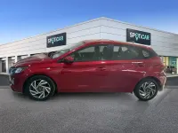 Usado Hyundai i20 100 CV (73 kW) 2024 Rojo Utilitario