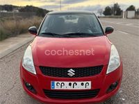 Usado Suzuki Swift GLX 95 CV (69 kW) 2013 Rojo Berlina