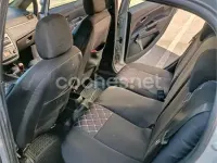 Usado Fiat Grande Punto Sport 90 CV (66 kW) 2007 Gris / plata Utilitario