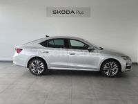 Nuevo Skoda Octavia 150 CV (110 kW) 2025 Gris plata Berlina