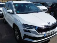 Usado Skoda Karoq Ambition 150 CV (110 kW) 2022 Blanco SUV