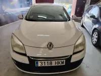 Usado Renault Mégane Expression 90 CV (66 kW) 2012 Blanco Berlina