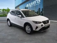Usado Seat Arona Style 110 CV (80 kW) 2023 Blanco SUV