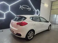 Usado Kia Ceed GT 128 HP (94 kW) 2013 Branco Sedan