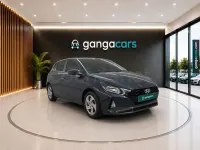 Usado Hyundai i20 100 CV (73 kW) 2023 Gris / plata Utilitario