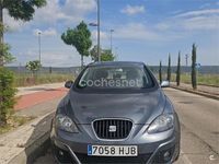 Usado Seat Altea Reference 105 CV (77 kW) 2012 Gris / plata Monovolumen