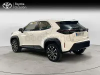 Usado Toyota Yaris Cross Active 116 CV (85 kW) 2022 Blanco SUV