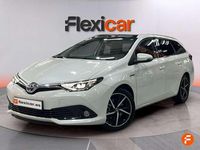 Usado Toyota Auris Touring Sports Active 136 CV (100 kW) 2017 Blanco Familiar