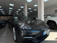 Usado Porsche Panamera 4 Executive 462 CV (339 kW) 2019 Gris / plata Berlina