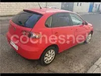 Usado Seat Ibiza 100 CV (73 kW) 2004 Rojo Utilitario