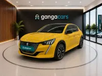 Usado Peugeot 208 GT-line 100 CV (73 kW) 2021 Amarillo Utilitario