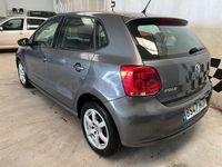 Usado VW Polo Advance 75 CV (55 kW) 2012 Gris / plata Utilitario
