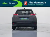 Usado Peugeot e-2008 Allure 114 kW (156 CV) 2025 Gris SUV