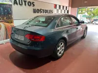 Usado Audi A4 180 CV (132 kW) 2010 Gris Berlina