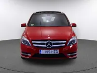 Usado Mercedes B180 109 CV (80 kW) 2014 Rojo Utilitario