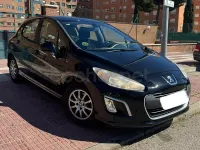 Usado Peugeot 308 Access 92 CV (67 kW) 2012 Negro Berlina
