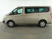 Usado Ford 300 Titanium 155 CV (114 kW) 2015 Beige Monovolumen