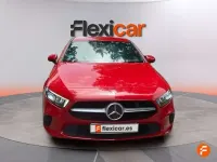Usado Mercedes A180 109 CV (80 kW) 2020 Rojo Utilitario