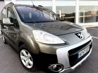 Usado Peugeot TePee 90 CV (66 kW) 2010 Beige Van