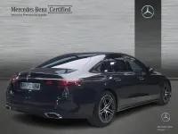 Usado Mercedes E220 AMG line 197 CV (144 kW) 2025 Gris grafito Berlina