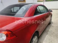 Usado VW Eos 122 CV (89 kW) 2008 Rojo Descapotable