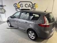 Usado Renault Grand Scénic III Expression 115 CV (84 kW) 2013 Gris / plata Monovolumen