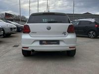 Usado VW Polo Advance 90 CV (66 kW) 2015 Blanco Utilitario