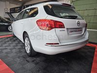 Usado Opel Astra Business 110 CV (80 kW) 2015 Blanco Familiar