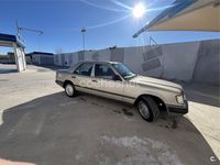 Usado Mercedes E230 132 CV (97 kW) 1988 Beige Berlina