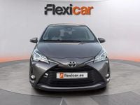 Usado Toyota Yaris Active 69 CV (50 kW) 2020 Verde Utilitario