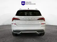 Usado Skoda Kamiq Ambition 115 CV (84 kW) 2023 Blanco SUV