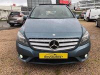 Usado Mercedes B180 109 CV (80 kW) 2013 Azul Monovolumen
