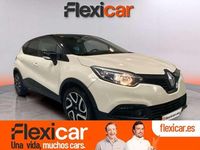 Usado Renault Captur Intens 90 CV (66 kW) 2015 Beige SUV
