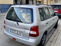 Usado Mazda Demio Active 63 CV (46 kW) 2001 Gris / plata Utilitario