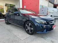 Usado Mercedes C200 160 CV (117 kW) 2020 Azul Berlina
