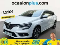 Usado Renault Mégane GrandTour Bose Edition 132 CV (97 kW) 2018 Blanco Familiar