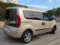 Usado Fiat Doblò Easy 95 CV (69 kW) 2016 Marrón Monovolumen