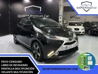 Używany Toyota Aygo X-play 69 KM (50 kW) 2015 Czarny Hatchback