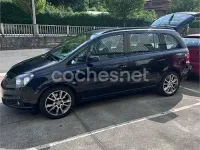 Usado Opel Zafira Cosmo 120 CV (88 kW) 2005 Negro Monovolumen